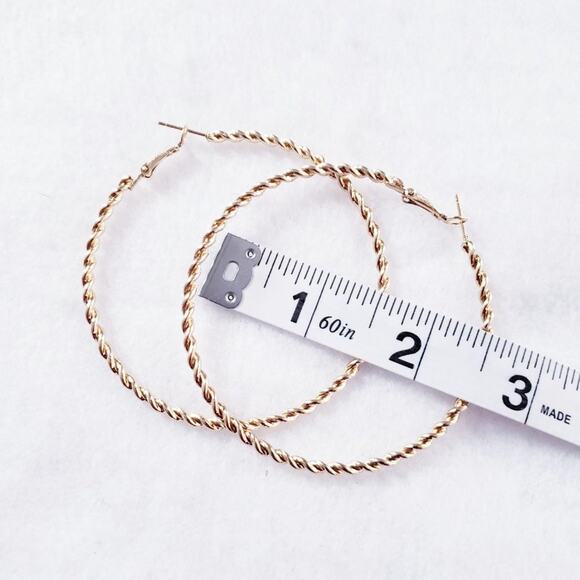 4 Sets of Women's Gold Tone Pierced Earrings Hoops Studs - Picture 4 of 7